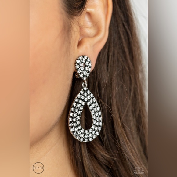 paparazzi Jewelry - Clip on Silver Earrings